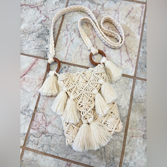 Spell Handbags - Spell And The Gypsy Flora Macrame
Crossbody Bag Neutral